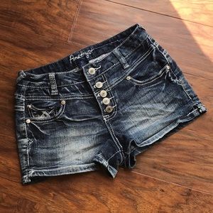 5 button down amethyst jean shorts